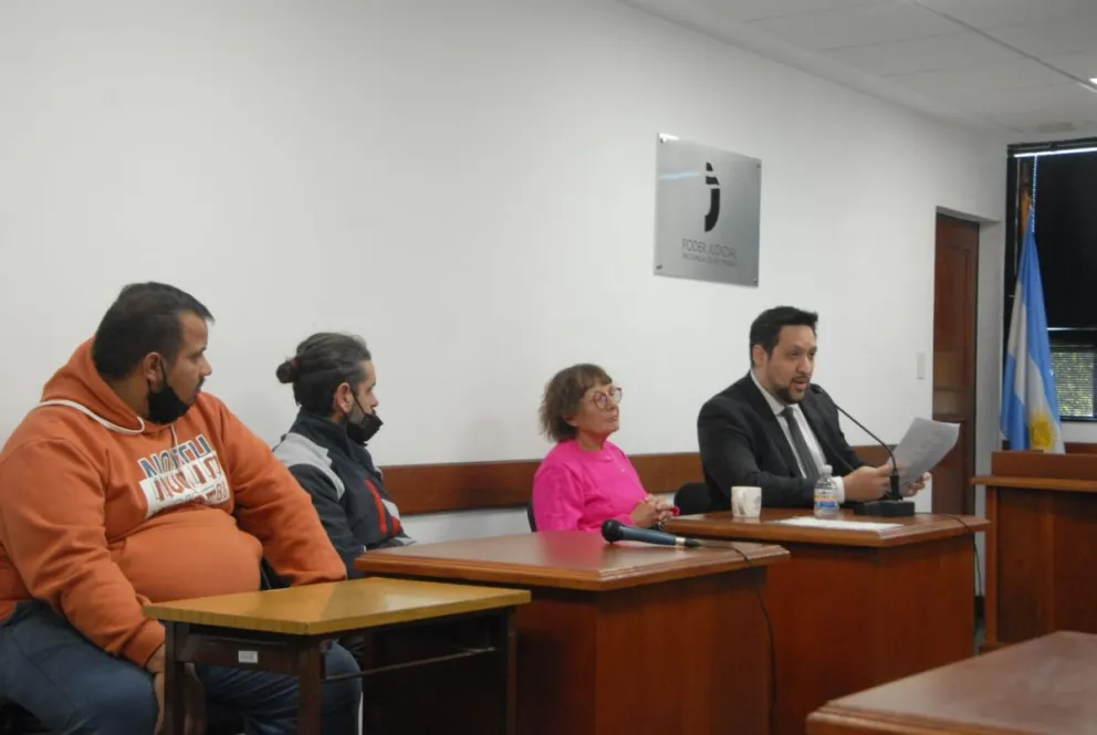 Estafadores viedmenses enfrentaron a la Justicia: le leyeron los cargos y se determinó cómo seguirá 
