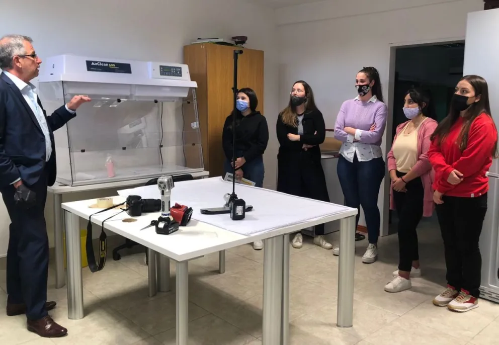 Estudiantes de derecho de la UNRN visitaron el área de investigación del Ministerio Público