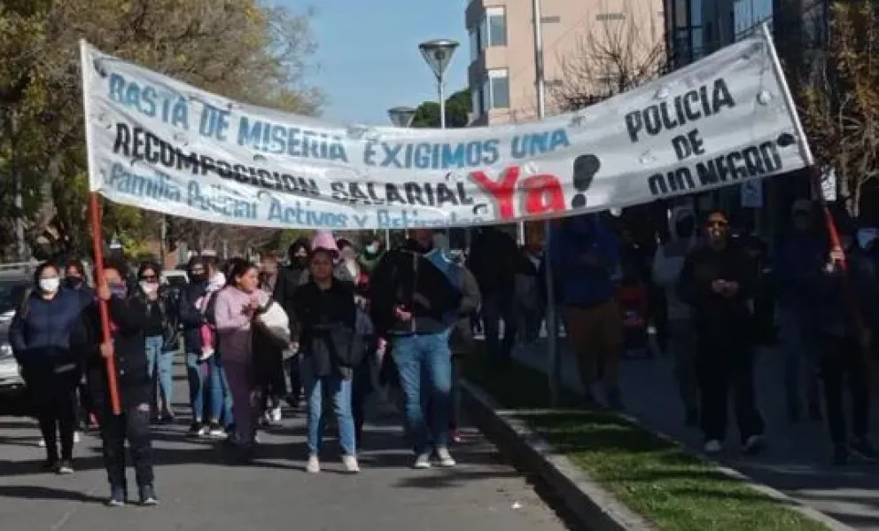 Los policías retirados marcharán por calles de Viedma